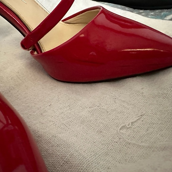 Red Heels 👠 - Picture 6 of 8
